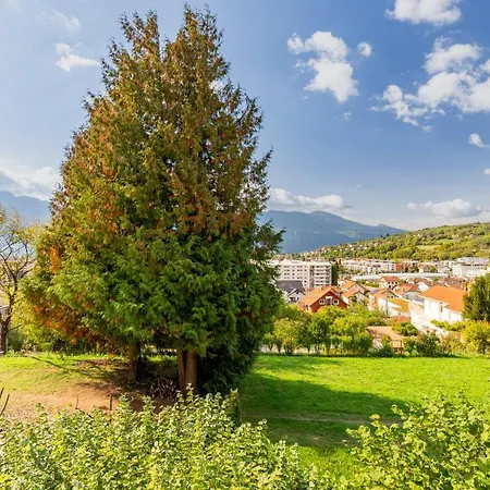 Les Tourelles * Aix-les-Bains